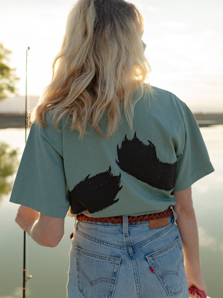 Indy Brand TEE 🐻 Bear Hug Tee 🐻