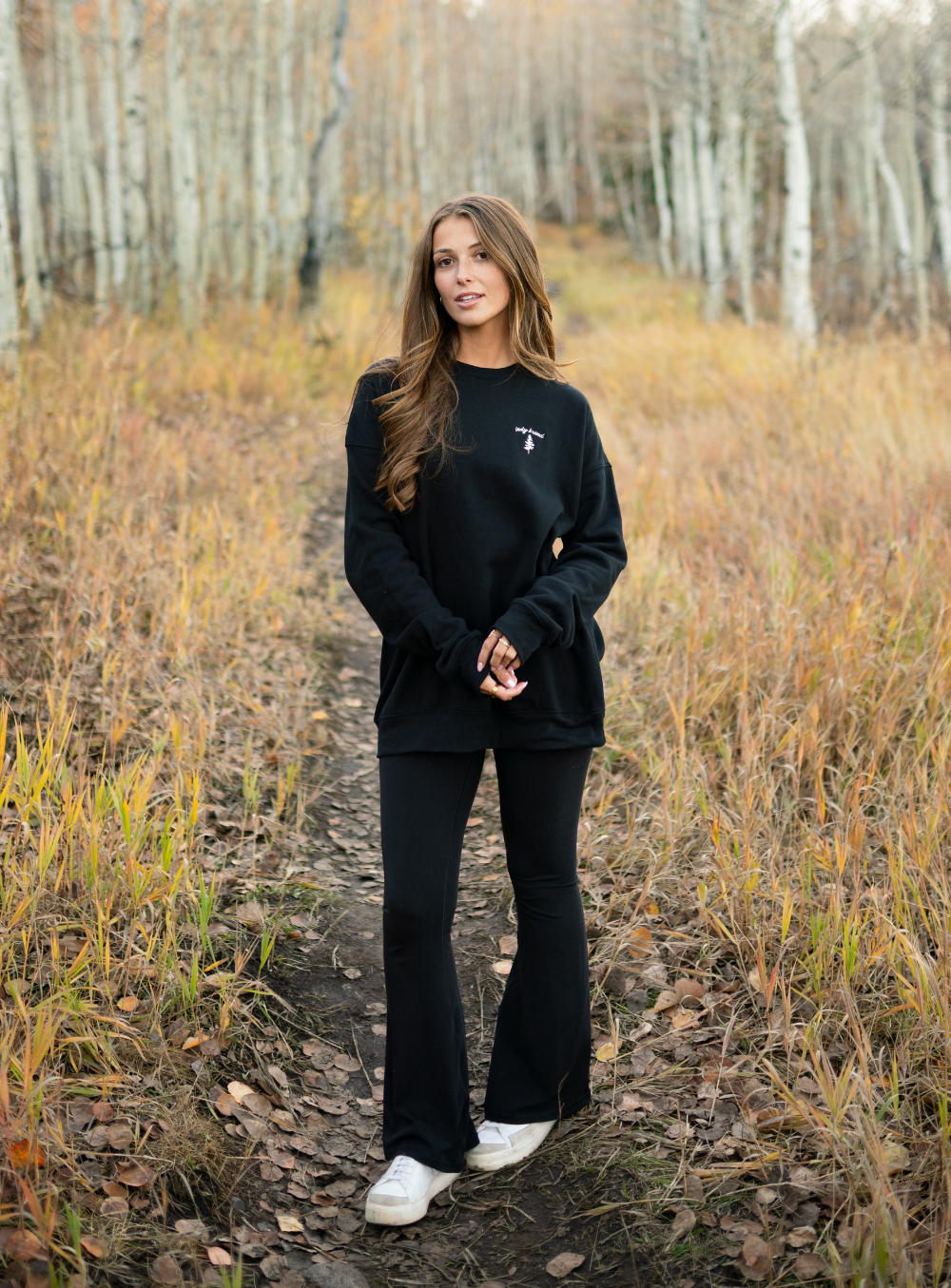 Tree logo black sweatshirt (pre-order)