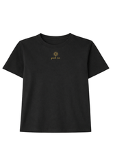 Pick Me Tee embroidered - preorder