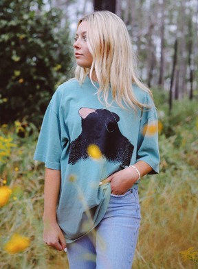 🐻 Bear Hug Tee- WAREHOUSE SALE (small hole in tag)